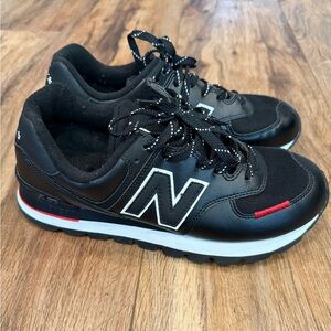 New Balance Men's 574 Rugged Black Leather Sneaker Shoes Size 8